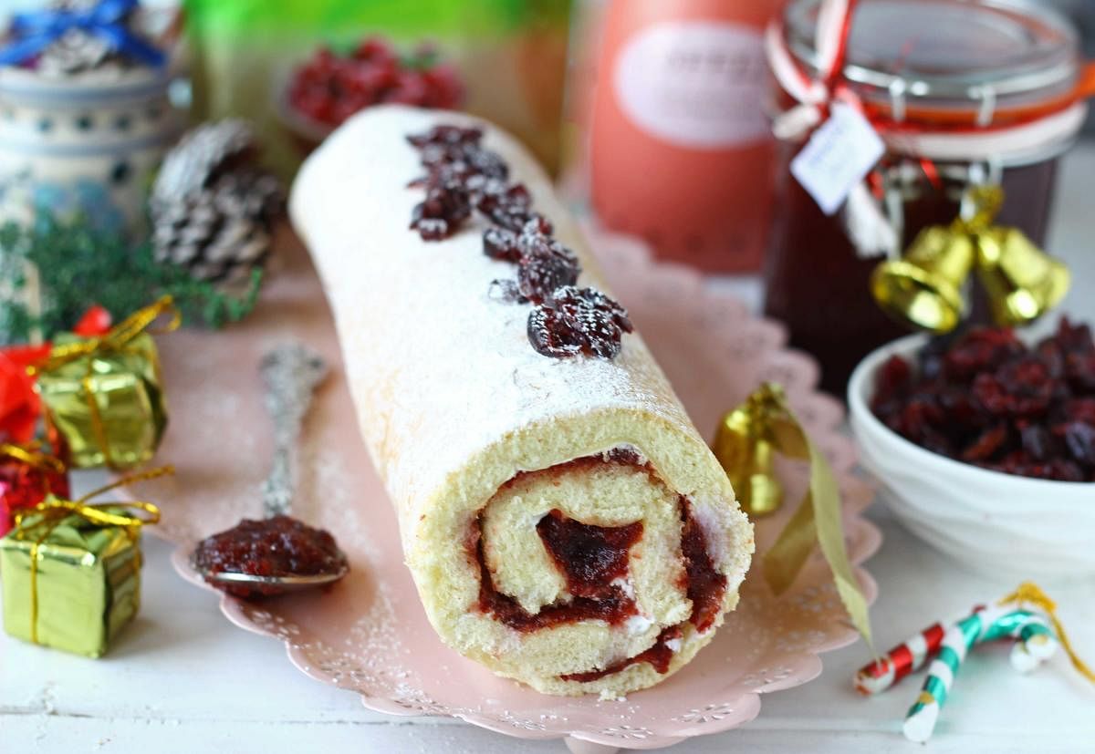 Cranberry roll
