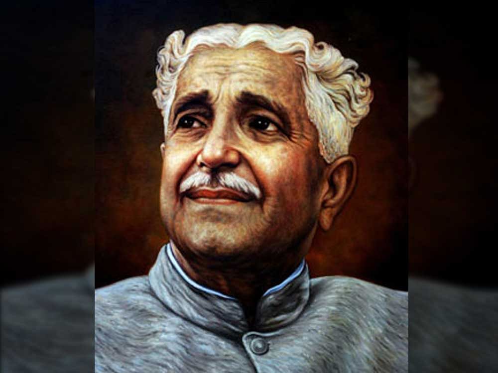 Kuvempu is known for his mastery over a variety of genres. He wrote two long novels, an epic poem, 10 plays, and hundreds of poems. These are enjoyed and studied in schools, colleges and universities.
