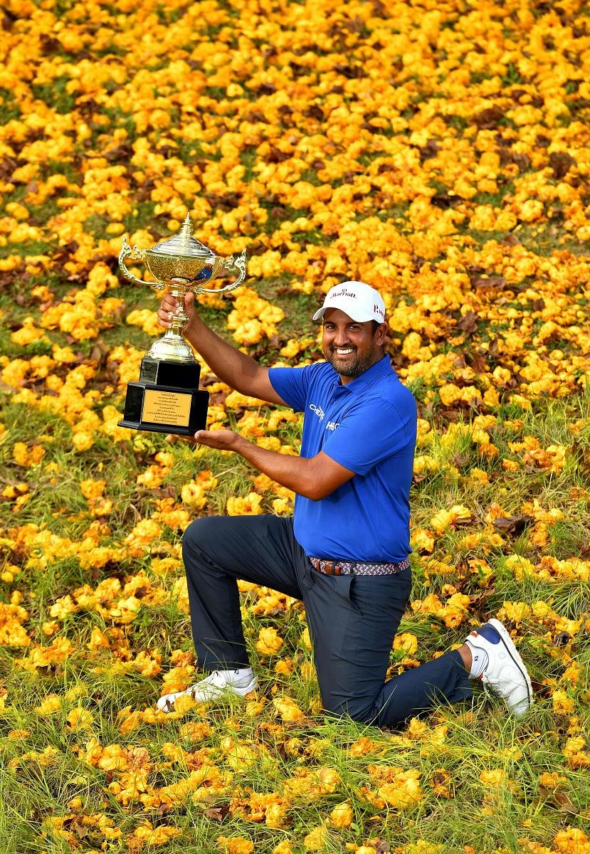 COLOURFUL END India's Shiv Kapur of India is all smiles after winning the Royal Cup in Pattaya on Sunday. AFP