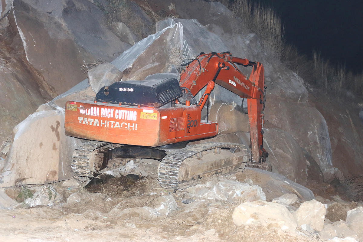 Operater of the Hitachi stone drilling machine who was killed when the stone the stone crushed him to death at Giridhama layout in BEML 3rd stage of rajarajeswarinagar in Bengaluru on Monday.