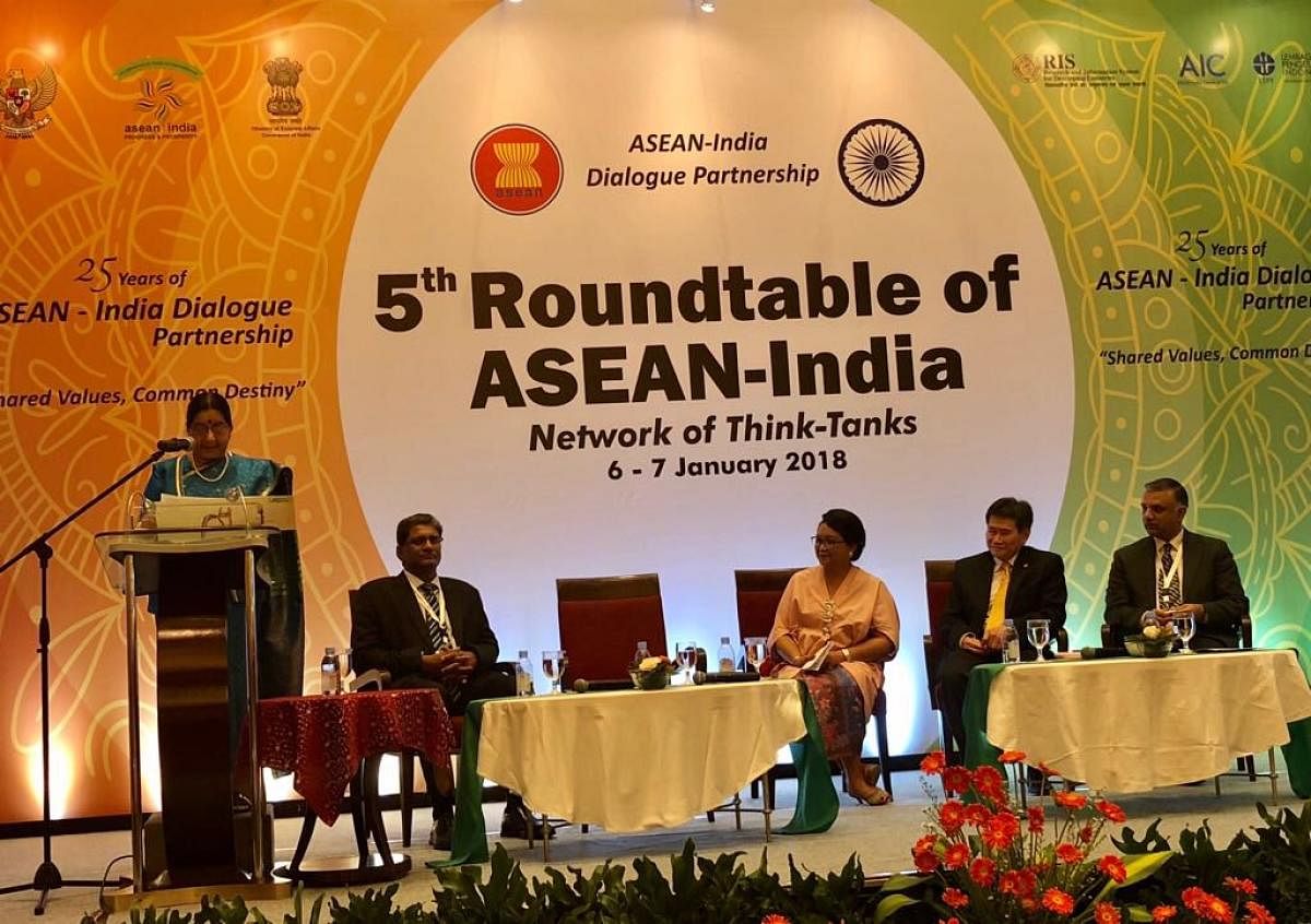 SushmaSwaraj inaugurates the 5th Round Table of ASEAN India Network of Think-Tank. In attendance are FM of Indonesia Retno Marsudi, Secretary Gen of ASEAN and DG RIS.   Image courtesy twitter/Raveesh Kumar, Official Spokesperson, Ministry of External Affairs, India