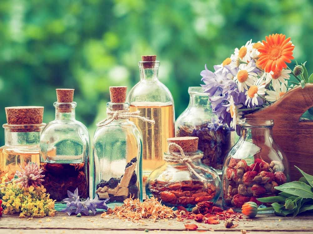 Traditional medicine was viewed favourably by the colonial Indian government initially, but gradually this support decreased and was withdrawn altogether in 1835. Representational Image