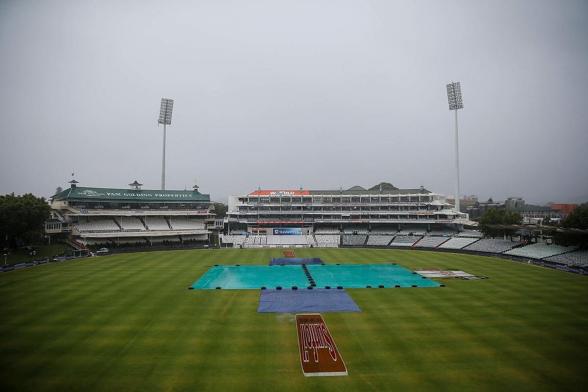 Newland presented a gloomy picture on the third morning of the first India-South Africa Test.