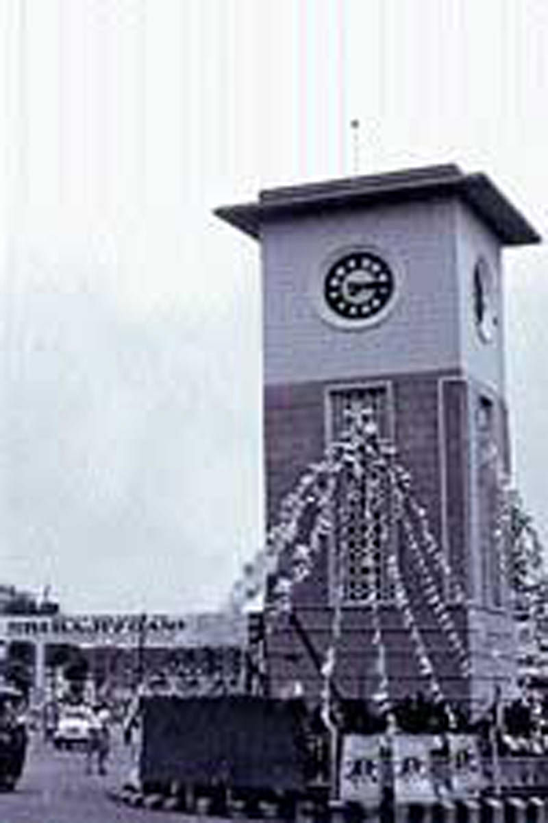 Iconic Clock Tower at Hampankatta to be rebuilt