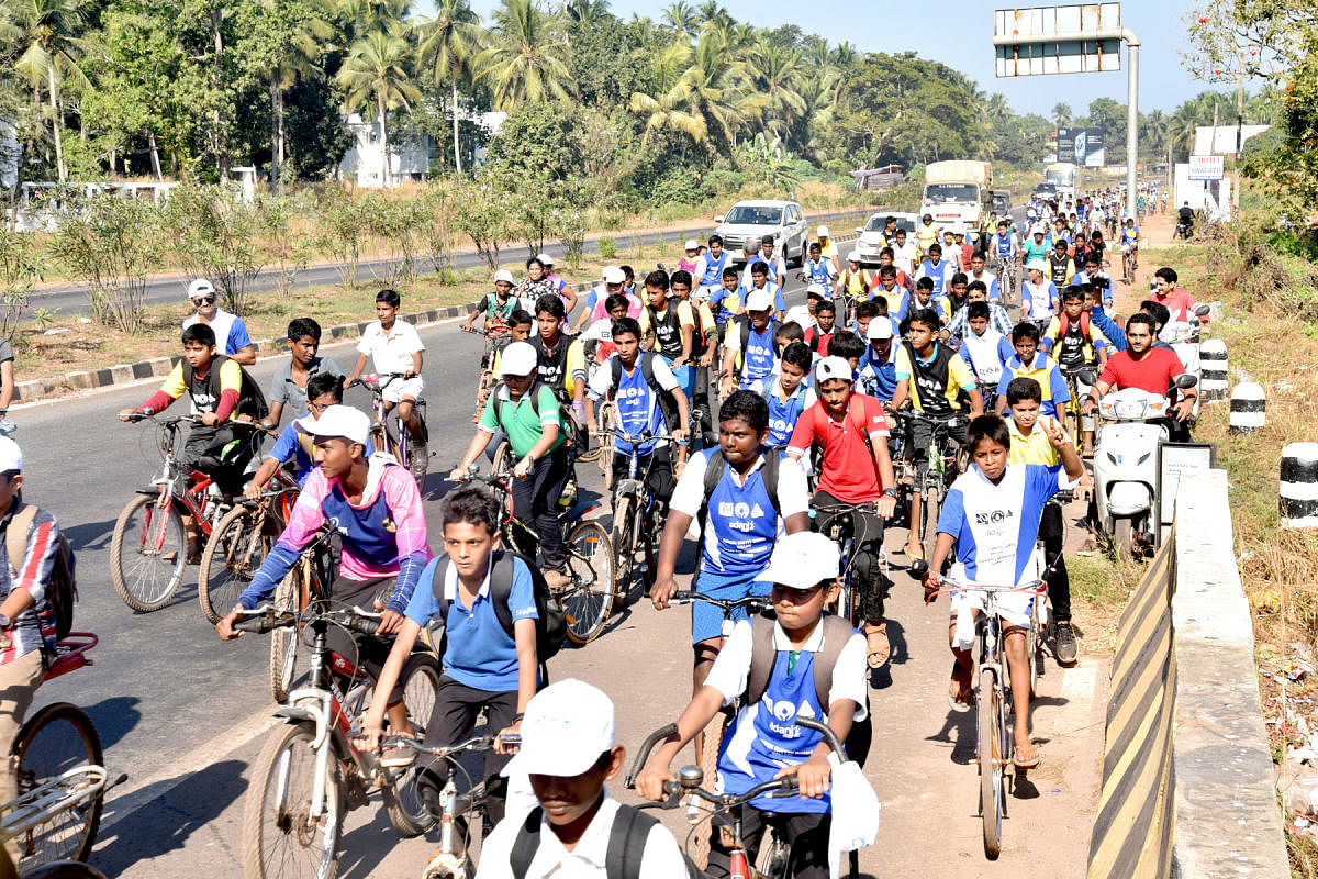 Cycling enthusiasts take part in a bicycle jatha at Kaup, Udupi district, on Sunday.
