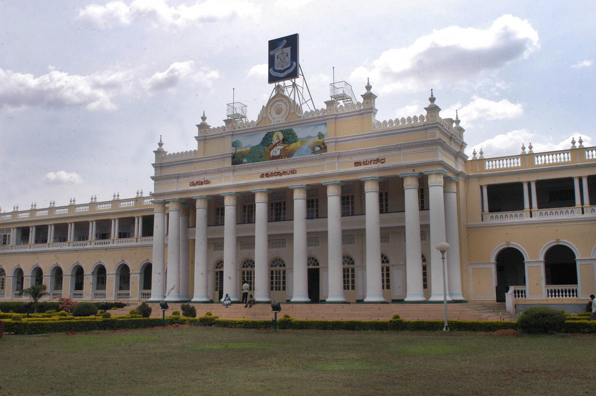 Crawford Hall, University of Mysore administrative block.