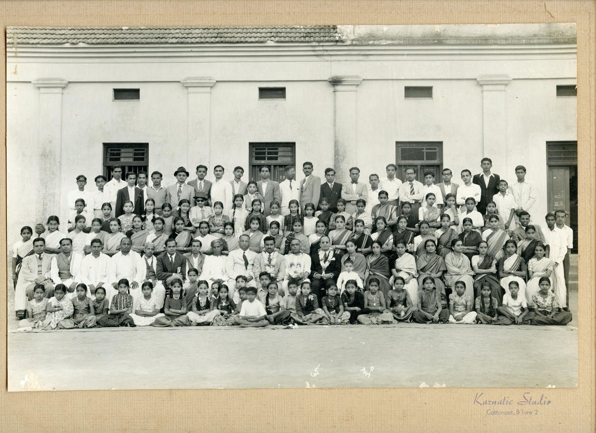 (Sitting on chairs, from left) K R Venkatadasappa (second), Venkataramana Shastry (fourth), A Veerabhadriah (sixth), H V K (seventh), L S Narayanaswamy Bhagavatar (eighth), M Janaki (fourteenth), Sushila Parthasarathy (sixteenth). (Standing, second row, from left) Malini (seventh). (Top row, standing, from left) the author (third).
