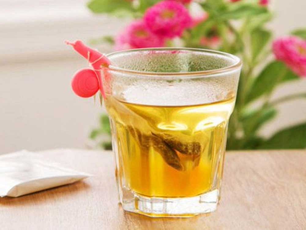 Drinking piping hot tea may up oesophageal cancer risk