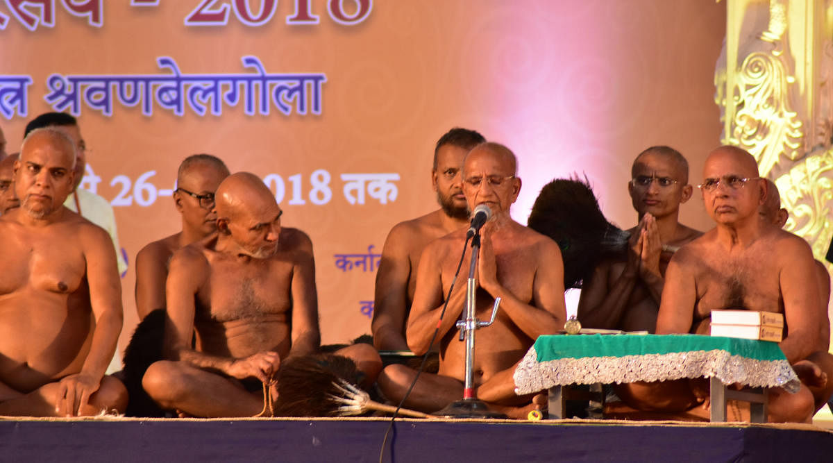 Acharya Pushpadanta Sagar Maharaj addresses the gathering during Rajyabhisheka to the first Jain Tirthankara Adinatha, at Shravanabelagola in Hassan district on Saturday.