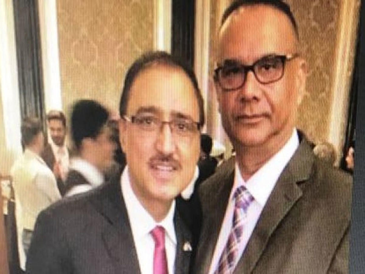 Canadian Minister of Infrastructure and Communities Amarjeet Sohi, photographed with Jaspal Atwal at in Mumbai on 20 Feb. ANI Twitter