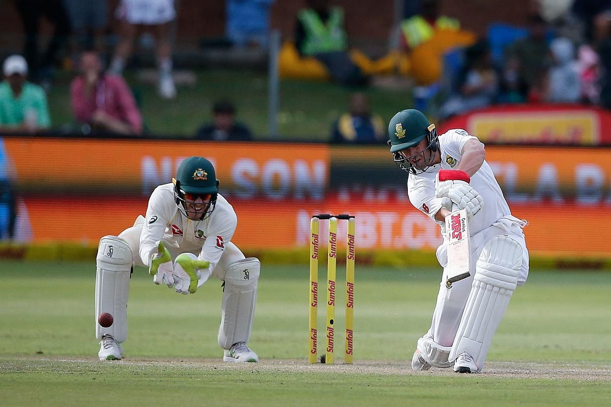 SUBLIME: South Africa's AB de Villers drive one to the fence during his unbeaten 74 on Saturday. AFP