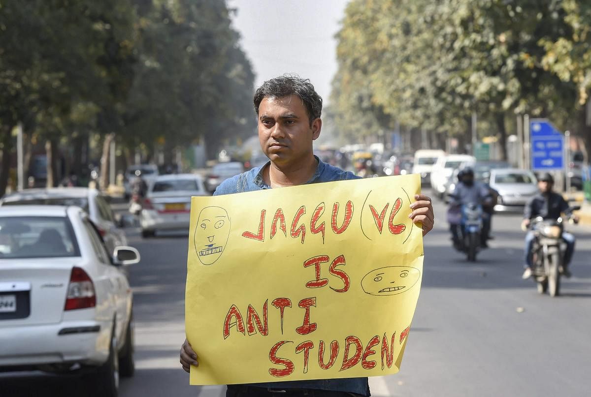 JNUTA condemns removal of chairpersons, deans opposing compulsory attendance