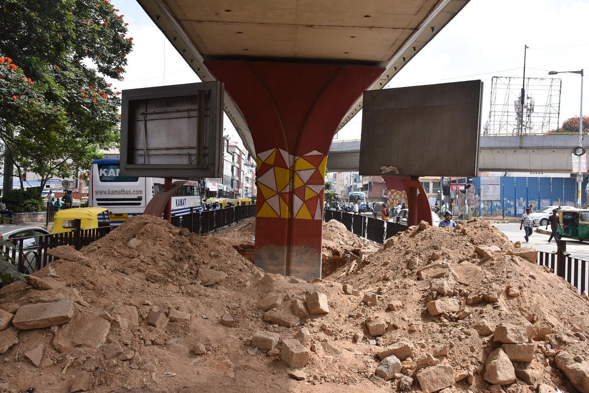A photograph of the Jayadeva flyover, which was taken when workers began digging its foundation in November 2017. DH FILE PHOTO