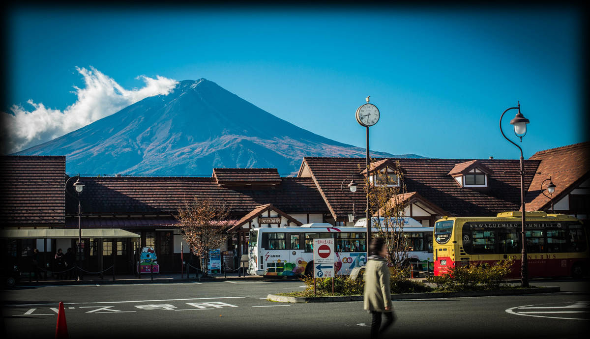 Mount Fuji backgrounds Kawaguchiko Station