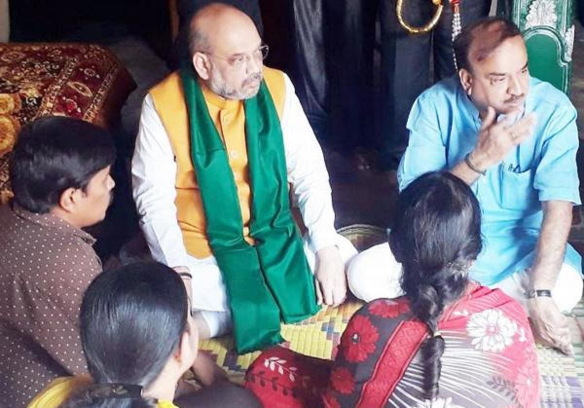 Amit Shah promises sops for silk farmers, toymakers