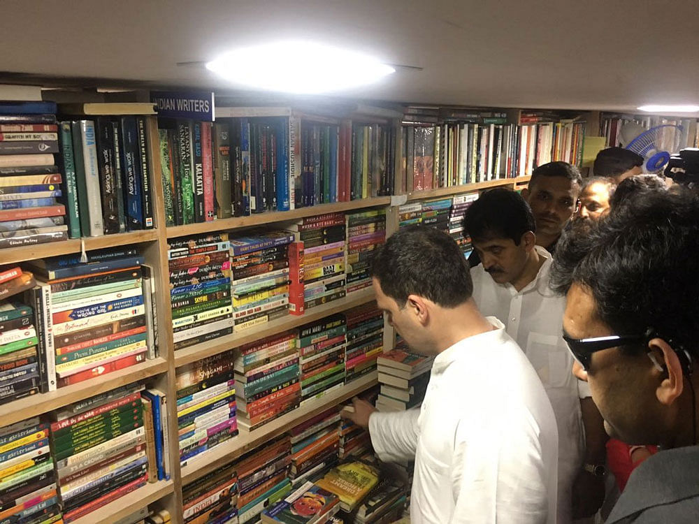 Rahul also visited 'Book Worm', the iconic bookstore, which is considered a treasure trove by bibliophiles. Image: Twitter