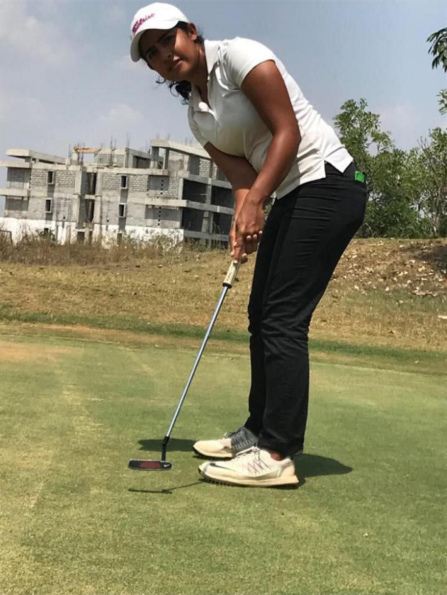 Sifat Alag putts during the second round of the Southern India Ladies and Junior Girls Golf Championship on Wednesday