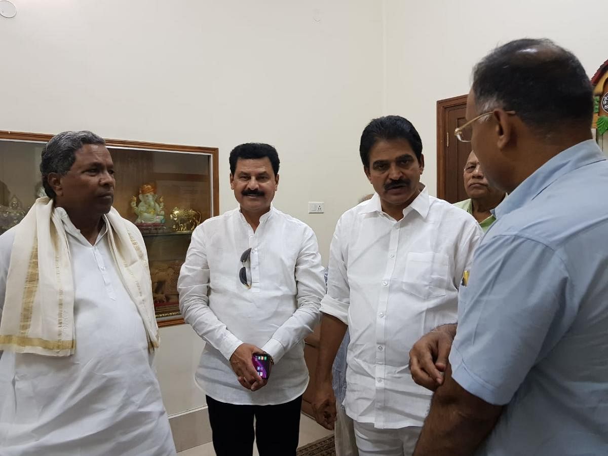 Gopalakrishna, who failed to get the BJP ticket from Sagar Assembly constituency, on Saturday met Chief Minister Siddaramaiah and Congress general secretary in charge of Karnataka K C Venugopal.
