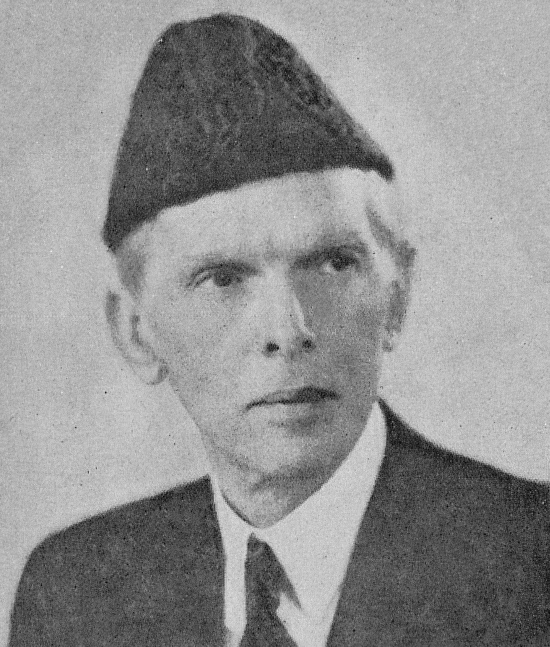 BJP Lok Sabha member Savitirbai Phule Muhammad Ali Jinnah's pictures should be put up at all those places where there were pictures of other freedom fighters.