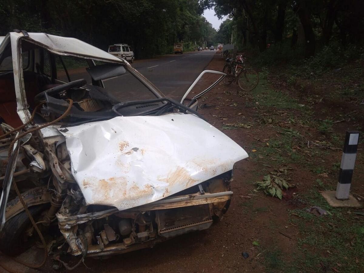 Mangled remains of the car which was involved in collision with a truck near Manchale in Sagar taluk in Shivamogga district on Saturday.