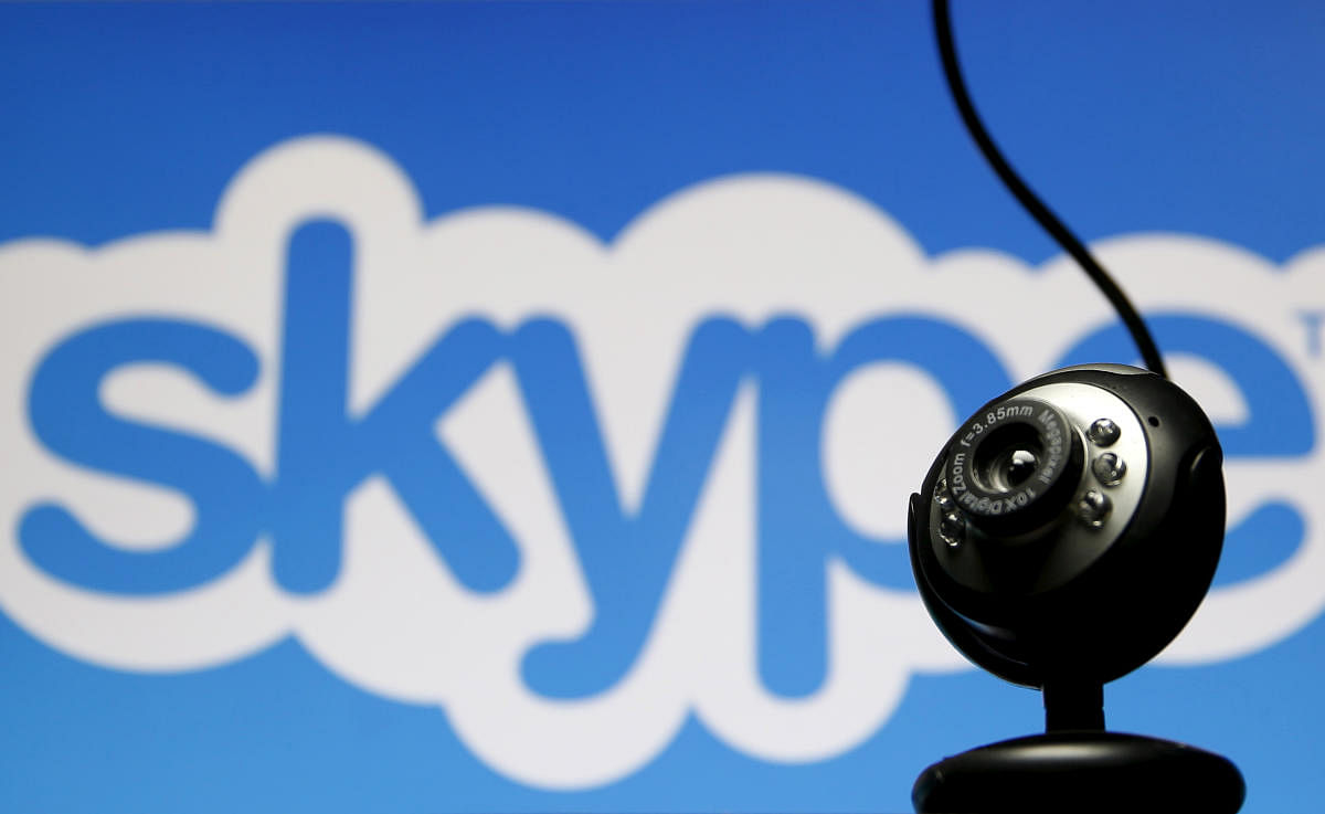 A techie will teach Kannada to interested people through Skype.
