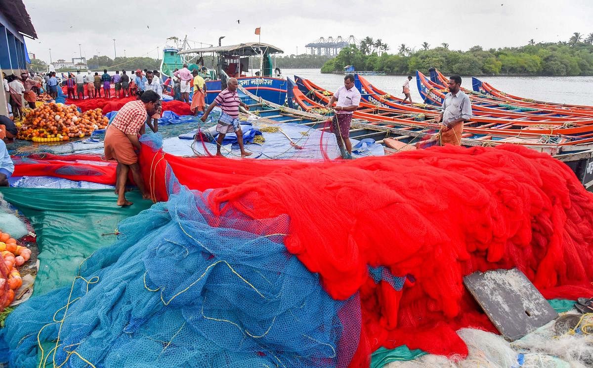 The fishermen from this island town had ventured into the sea in 626 boats and were fishing off Katchatheevu islet when the Sri Lankan naval personnel came to the spot and chased them away at gunpoint, Rameswaram Fishermen Association President, S Emerit alleged. (PTI file photo)