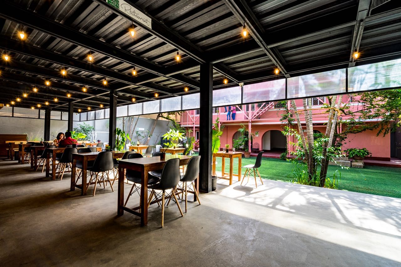 The Courtyard has a well-crafted menu that offers pastas, pizzas and flavoured tea.