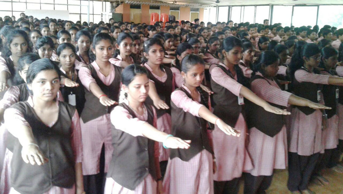 Students of Ambika PU College in Puttur take a pledge not to use social media.
