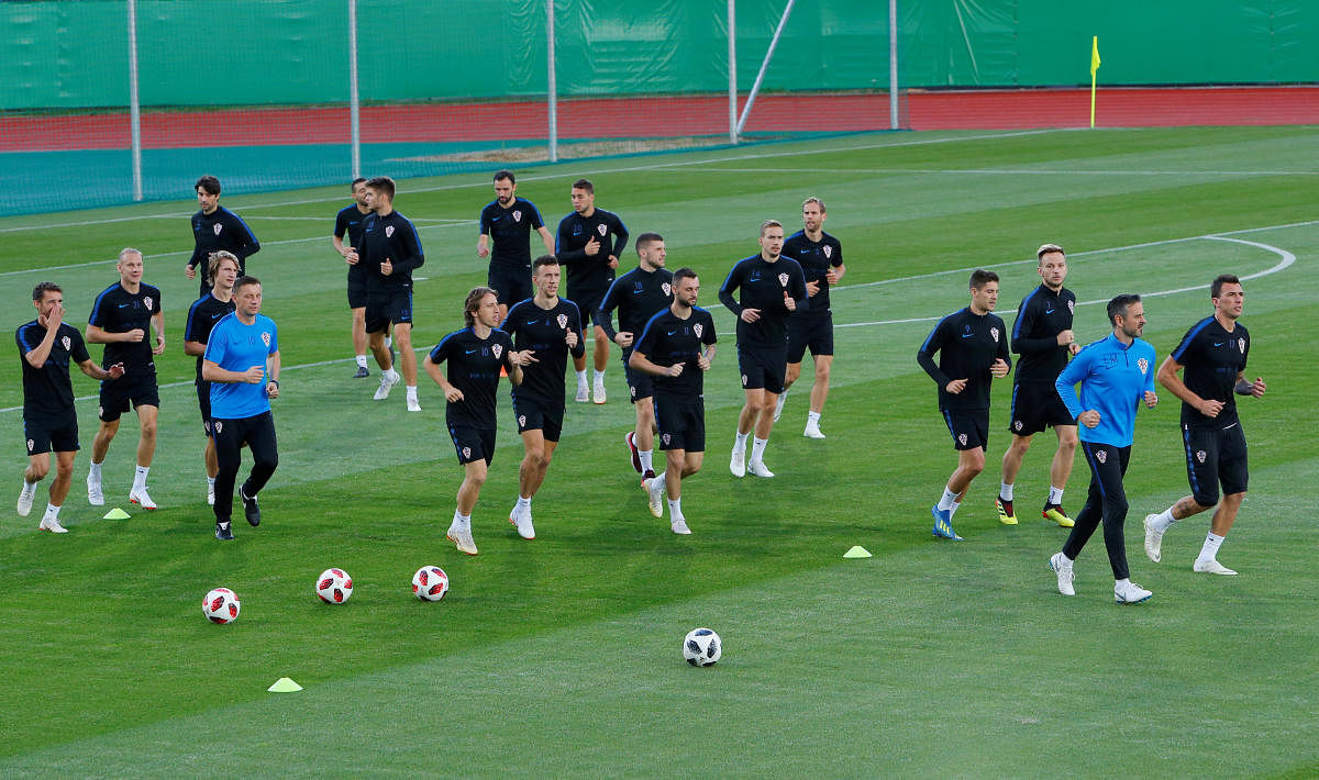 General view of Croatia's Luka Modric and teammates during training. (REUTERS/Sergei Karpukhin)