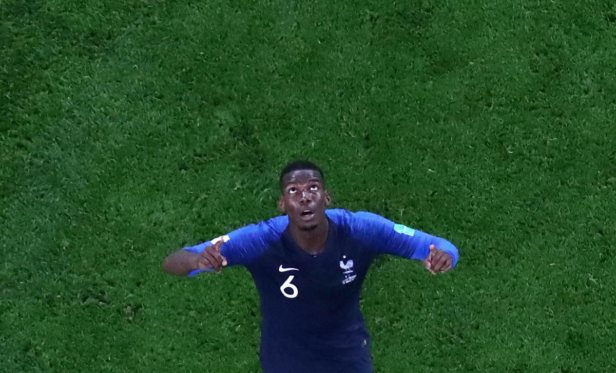 France's Paul Pogba celebrates at the end of the match. (REUTERS/Sergio Perez)
