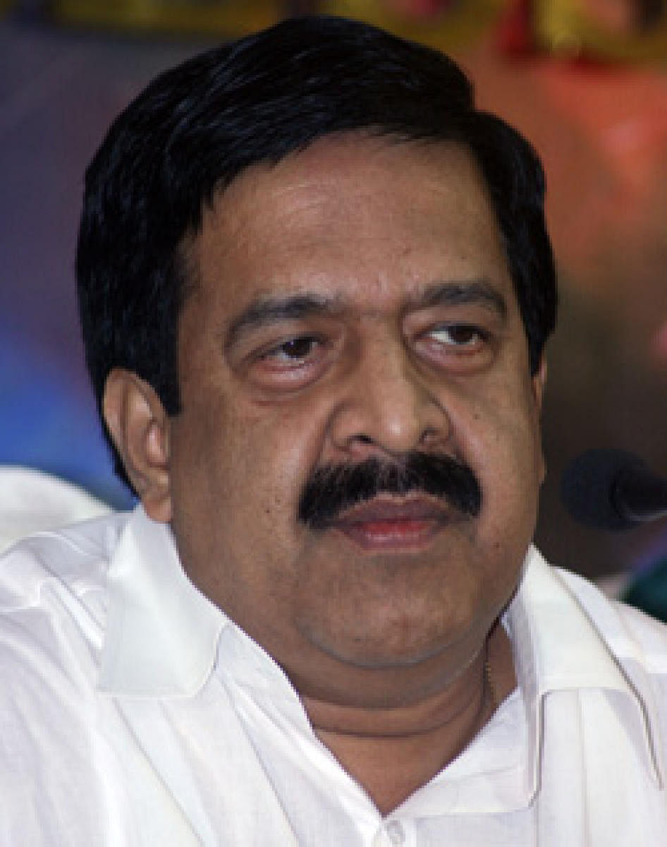 Senior Congress leader Ramesh Chennithala would inaugurate the programmes on July 17 The programmes would begin with 'Ramayana parayanam' in the morning, party sources said Former union minister Sashi Tharoor, MP would deliver a lecture on 'Ramayana is ou
