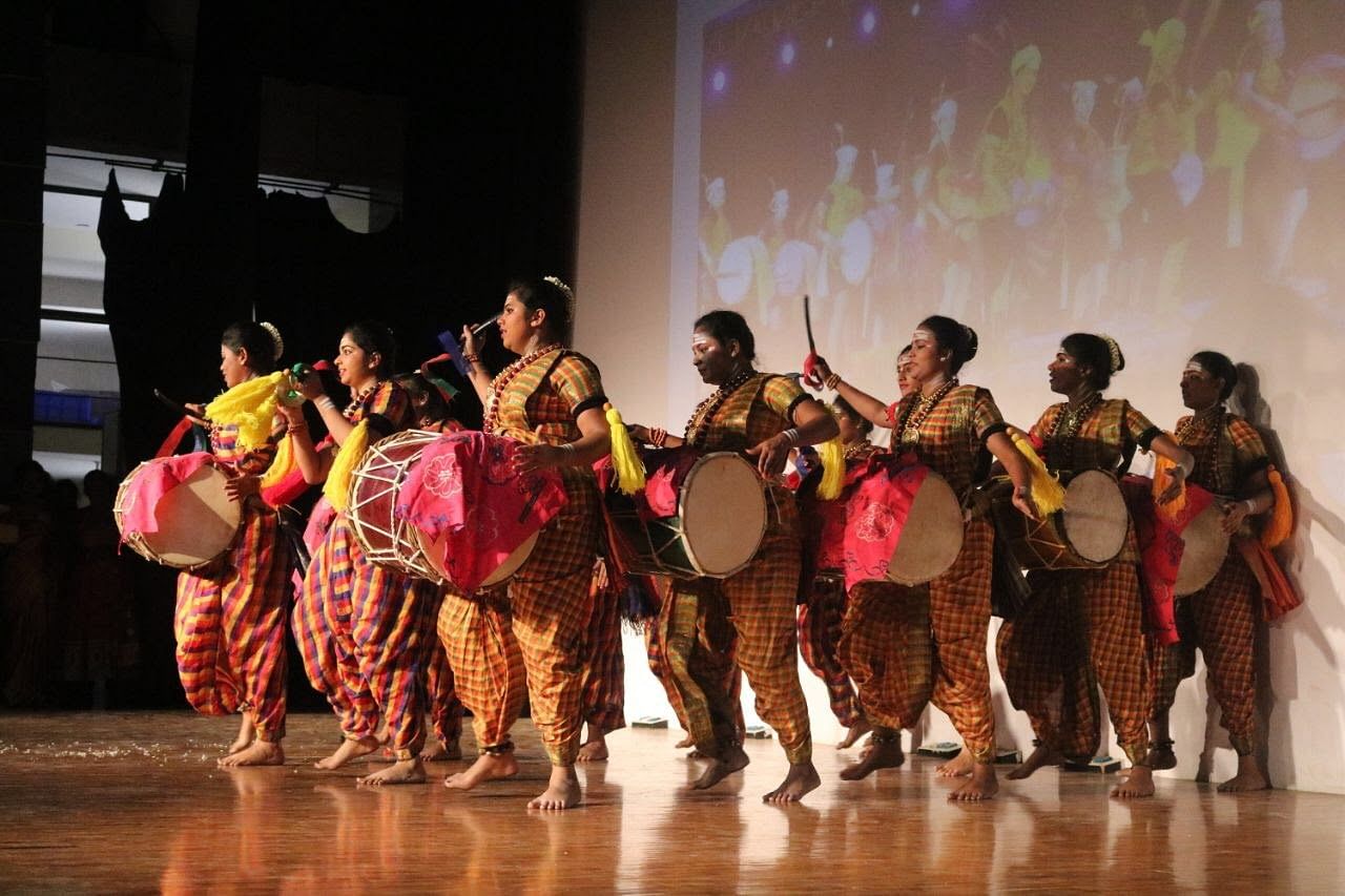 Mount Carmel College girls performing Dollu Kunita.