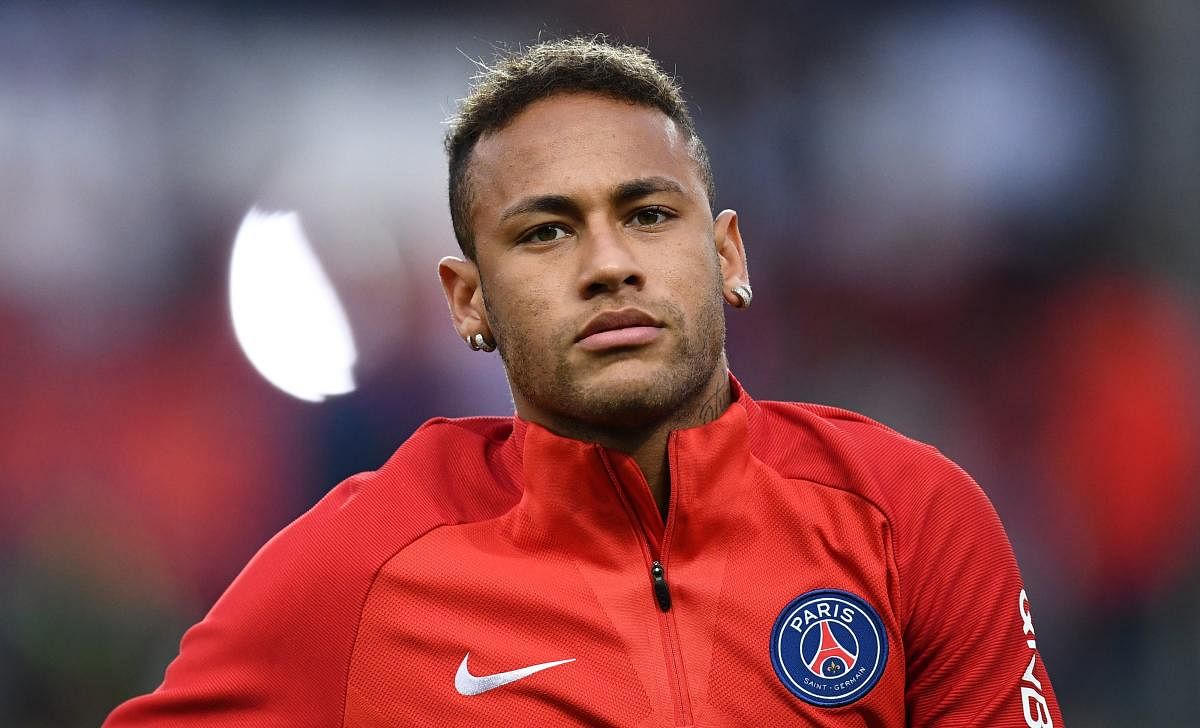 Paris Saint-Germain's star striker Neymar has quashed all transfer rumours. 
