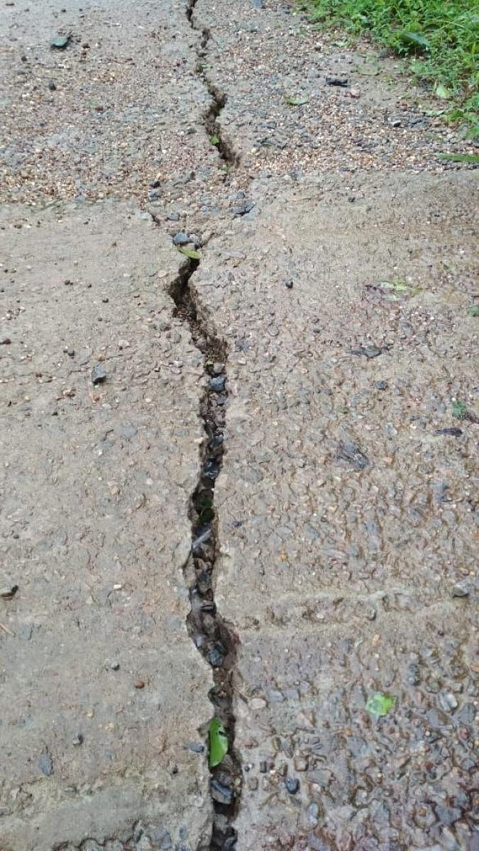 Cracks appeared on a concrete road at Monnangeri.