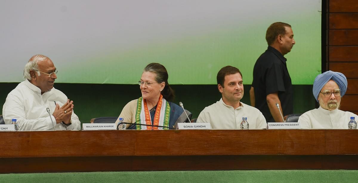 Congress President Rahul Gandhi, former party president Sonia Gandhi, former prime minister Manmohan Singh and party leader Mallikarjun Kharge at the Extended Congress Working Committee (CWC) meeting in New Delhi on Sunday, July 22, 2018. (PTI Photo/Atul