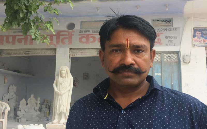 Naval Kishore Sharma, a resident of Ramgarh whose name is mentioned in the FIR as an informer of the incident, claimed that Akbar Khan, alias Rakbar, was beaten to death by cops at Ramgarh police station. (DH Photo)