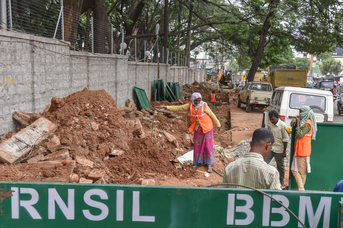 The underpass work going on at the ISRO (URSC) Junction, Old Airport Road. DH PHOTO/S K DINESH