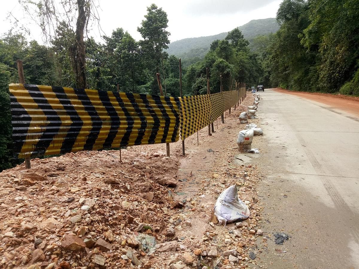 A temporary retaining wall has been constructed beside the Shiradi Ghat Road.