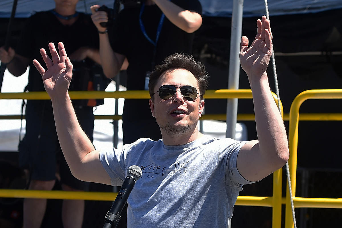 Elon Musk speaks at the 2018 SpaceX Hyperloop Pod Competition in Hawthorne, California, on July 22, 2018. AFP