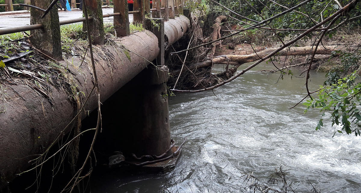 Cracks have developed on a bridge in Neriya village in Belthangady taluk.