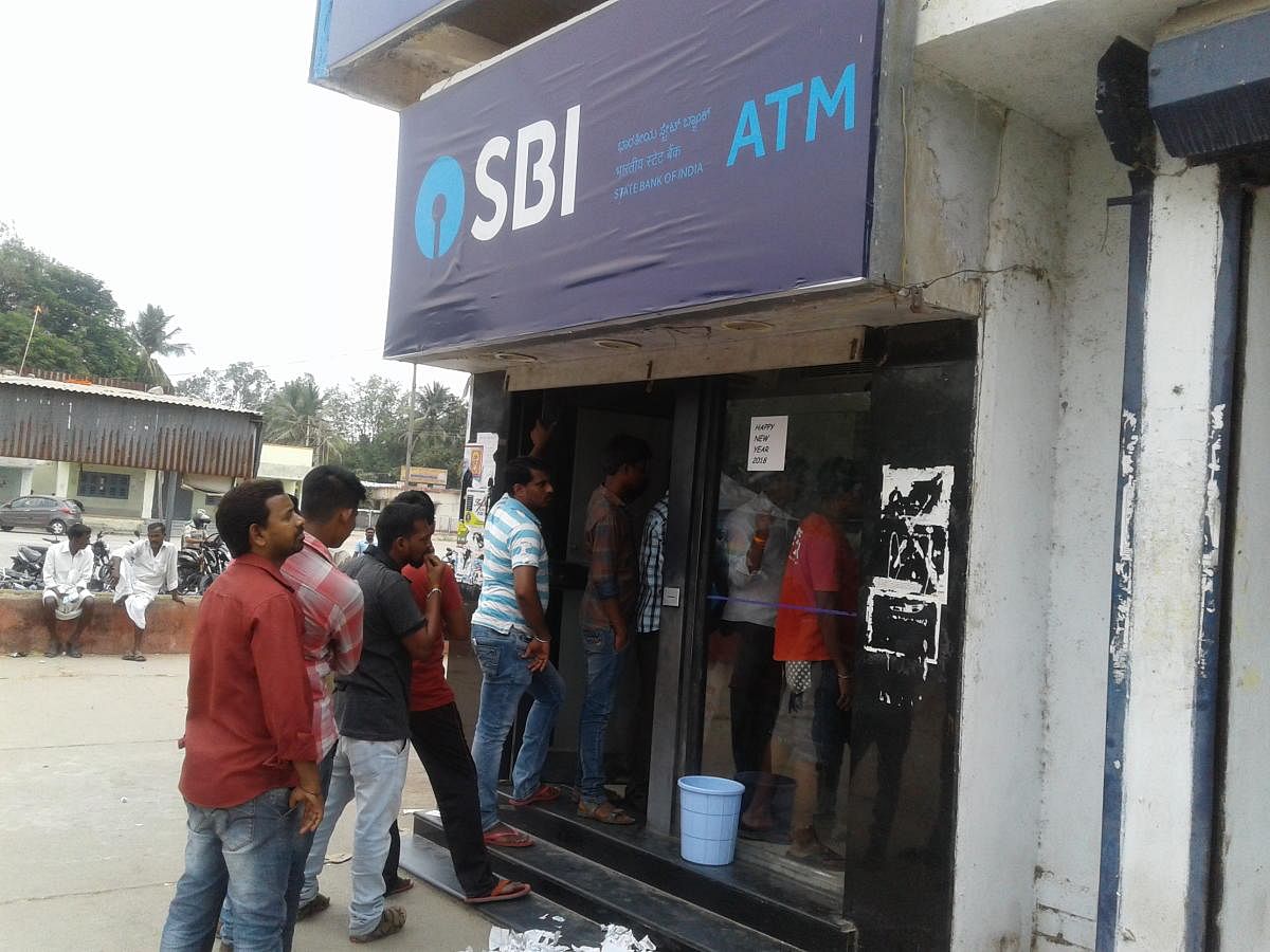 The deadline for putting money in ATMs located in Maoist-hit areas is 4 pm while private cash-handling agencies must collect money from banks in the first half of the day and transport notes in armoured vehicles. Representation image 