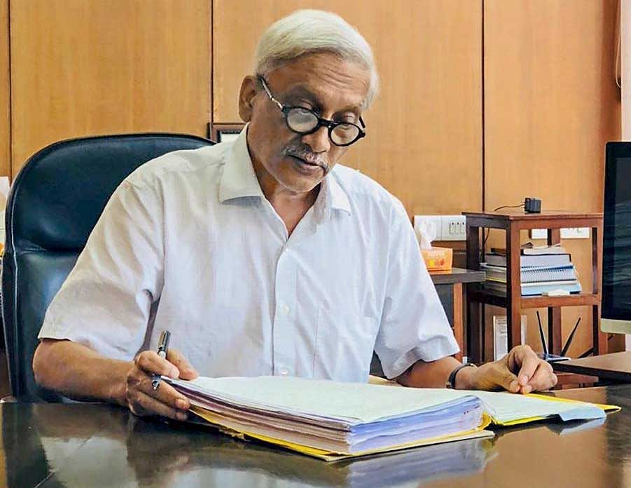 The Manohar Parrikar government in Goa is on course to "die a natural death" and the Congress will form the next government in the state, the opposition party's state in-charge A Chellakumar claimed Friday. PTI file photo