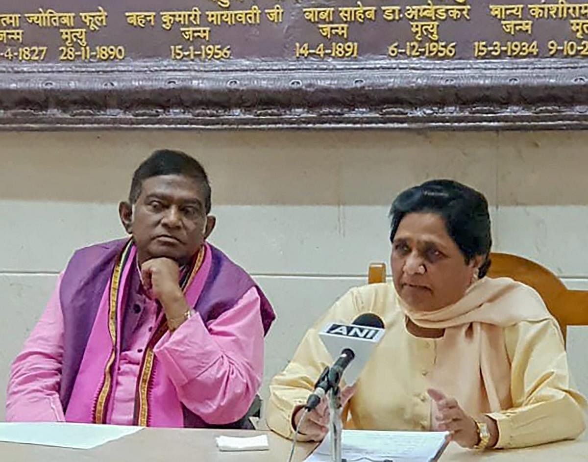 BSP supremo Mayawati and Janata Congress (Chhatisgarh) President Ajit Jogi during a press conference to annouce their alliance for assembly polls in Chhatisgarh, in Lucknow, Thursday. PTI