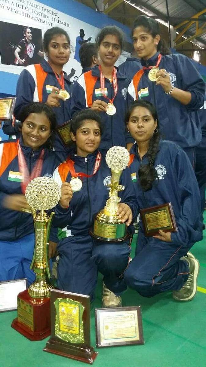 National throwball player loses her trophies in a flash