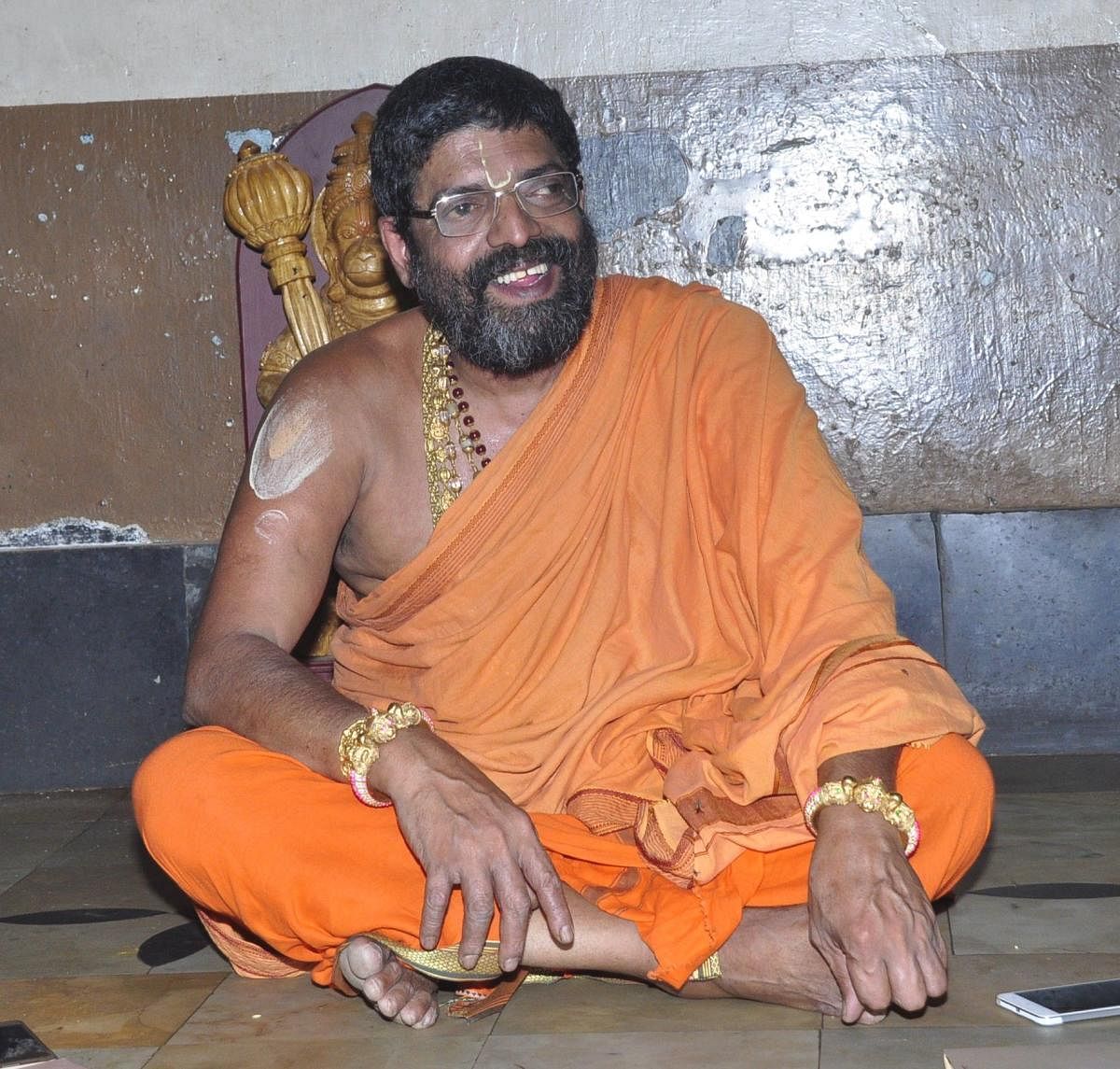Shiroor Mutt seer Sri Lakshmivara Theertha Swami