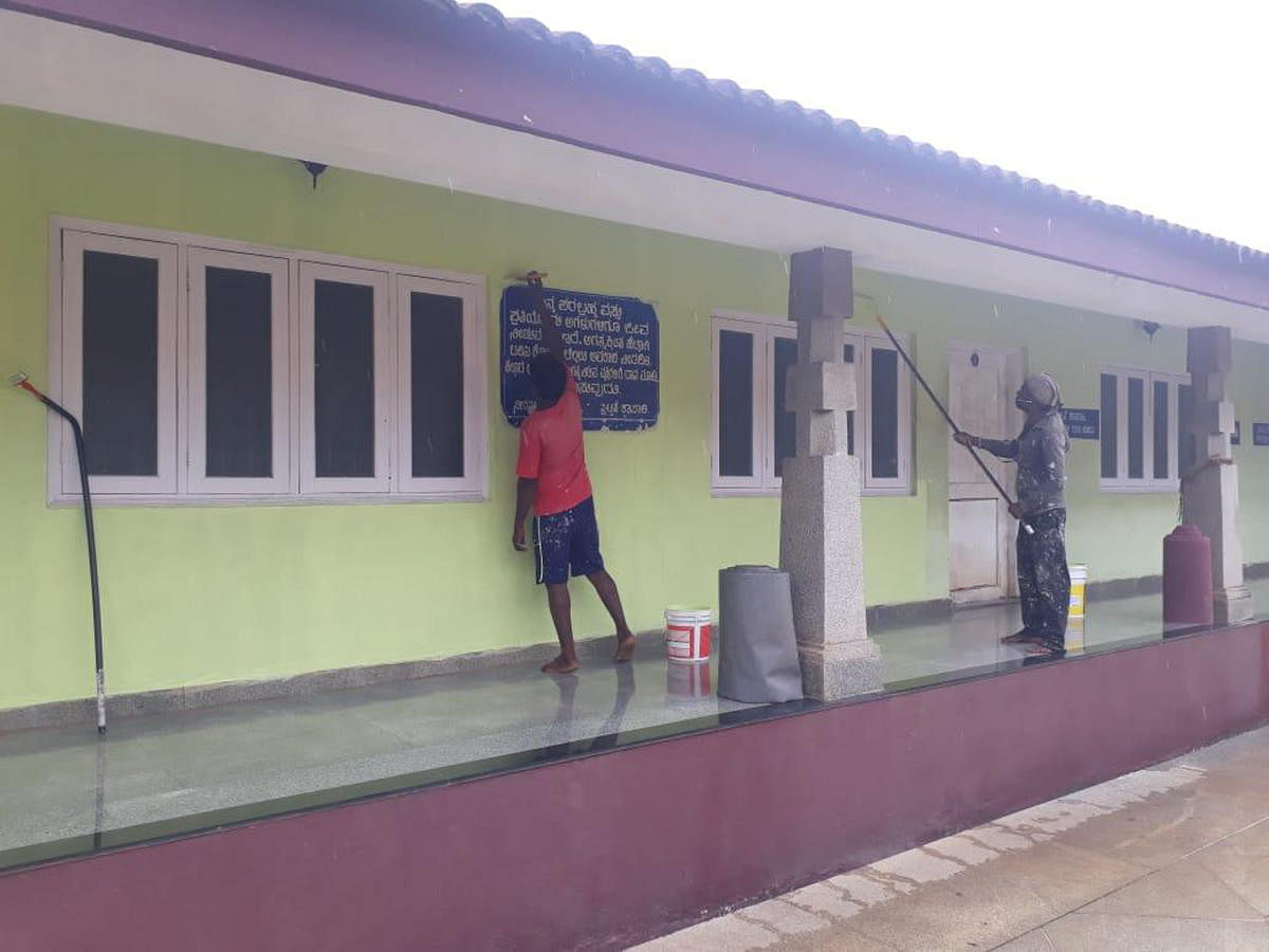 Painting work in progress at Bhagandeshwara Temple in Bhagamandala.