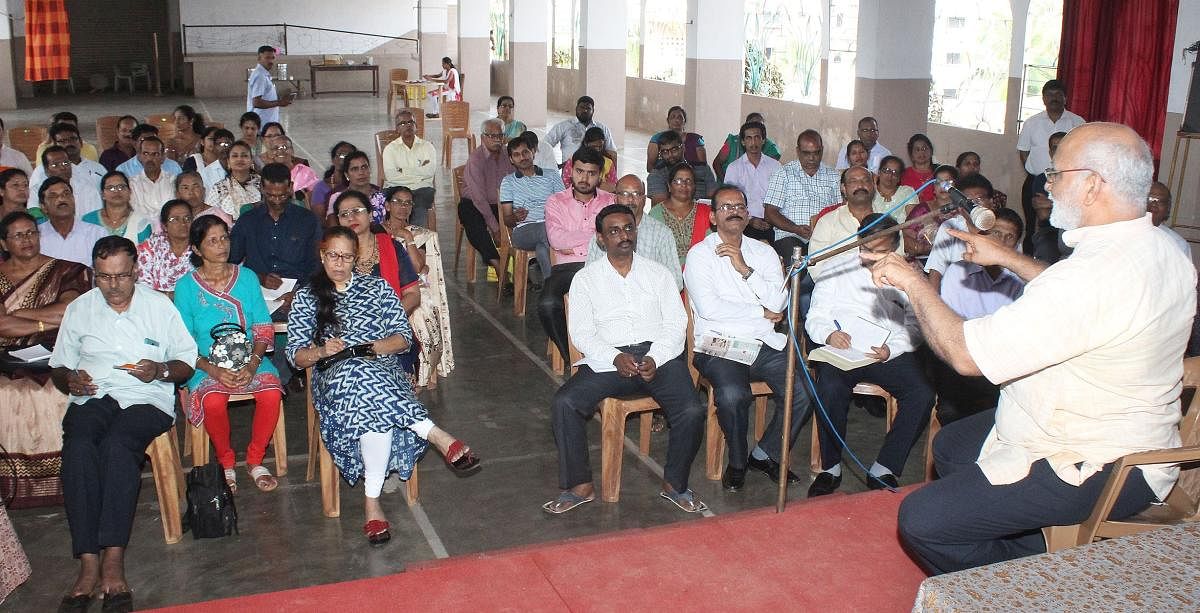 Human Rights Protection Foundation (HRPF) district president Dr Ravindranath Shanbhag speaks at a workshop in Udupi.