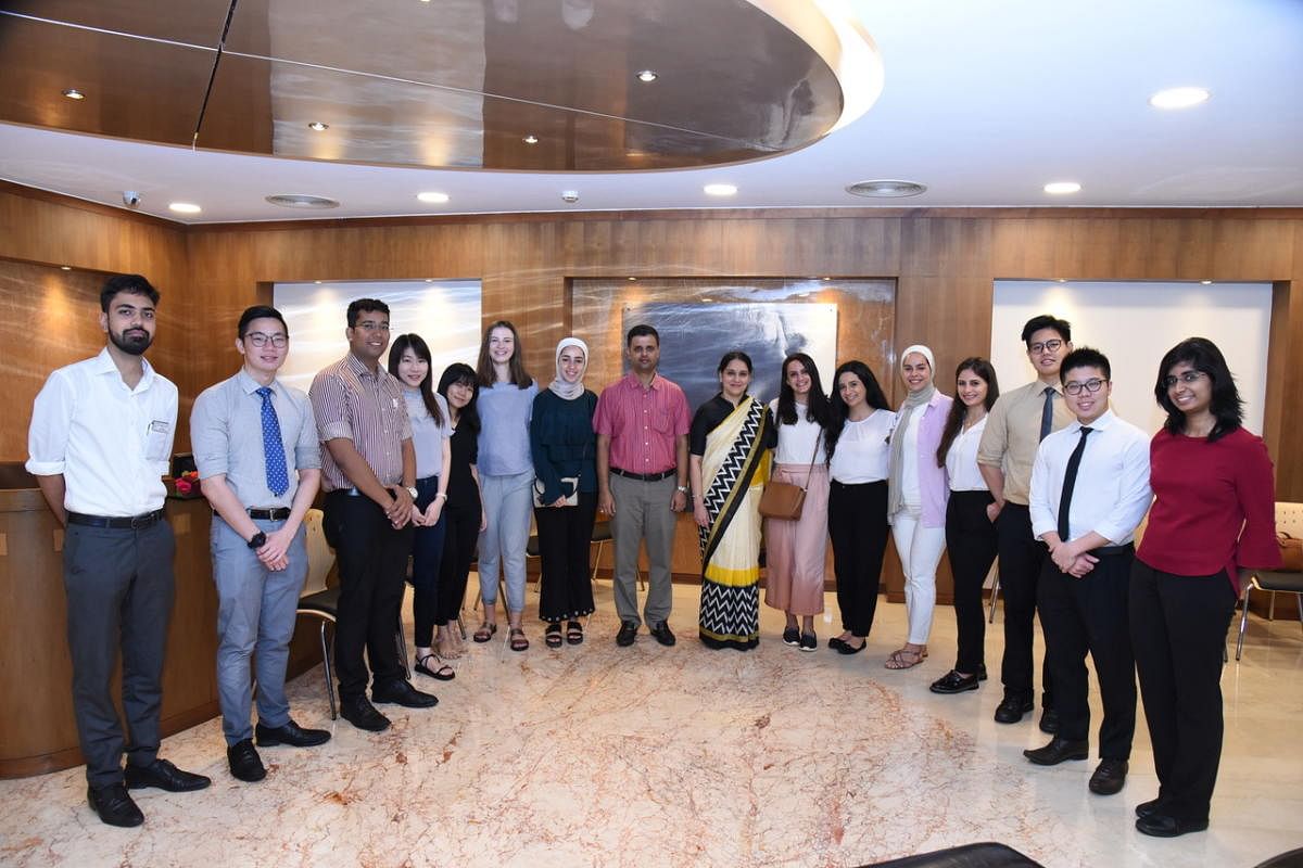 The Dental students from Malaysia, Jordan and Slovakia with MAHE Vice Chancellor, Dr H Vinod Bhat and MCODS Dean Dr Keerthilatha M Pai.