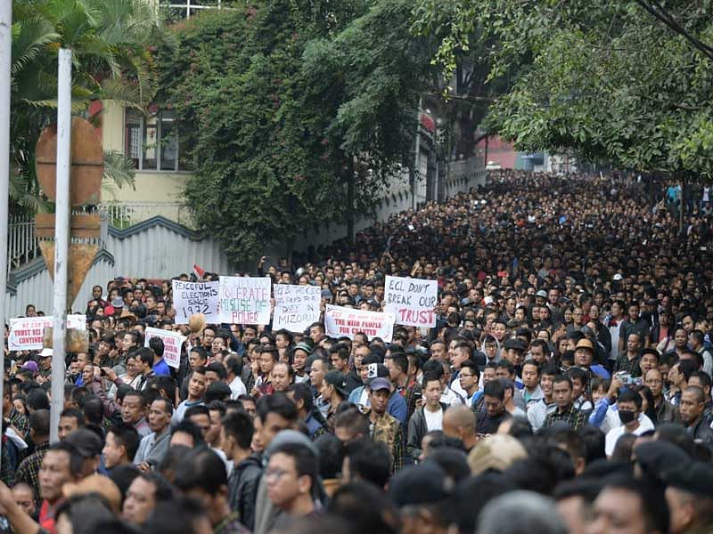 Protesters in Aizawl demanding removal of SB Shashank, chief electoral officer, Mizoram, on Tuesday. photo by Puia Chhangte, Aizawl