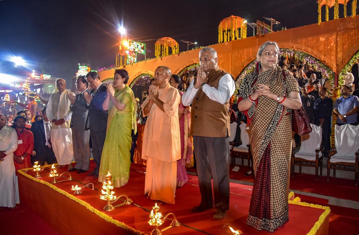 Yogi Adityanath, chief guest South Korean First Lady Kim Jung-sook, MoS for External Affairs V K Singh and others offer prayers during grand Diwali celebrations 'Deepotsav' in Ayodhya. PTI photo
